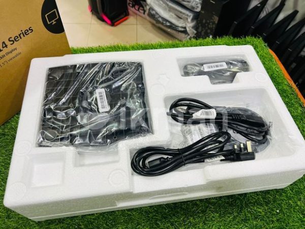 Viewsonic 22" IPS LED Monitor - Brand New - Image 2
